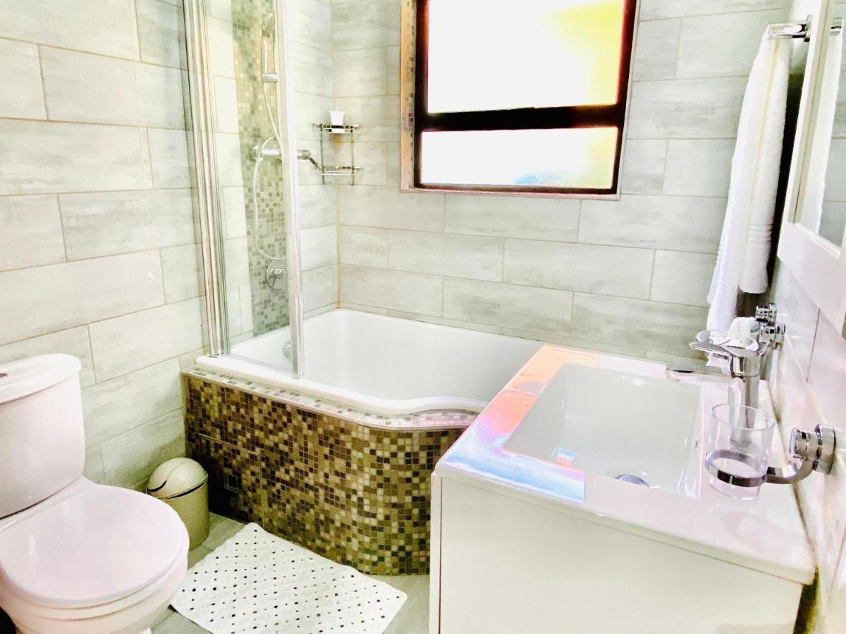 C&C Hotel Vibes Randpark Ridge Jhb 14 Units Available Randburg المظهر الخارجي الصورة